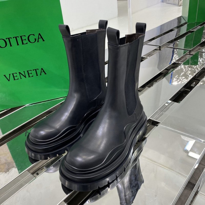 Bo*te*ga ve*ne*ta sneaker