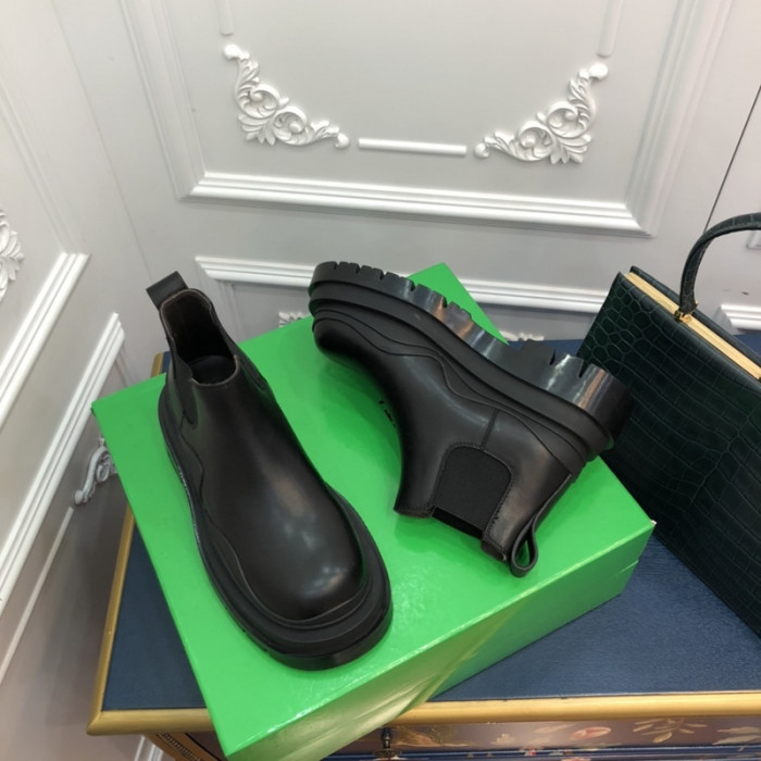 Bo*te*ga ve*ne*ta sneaker