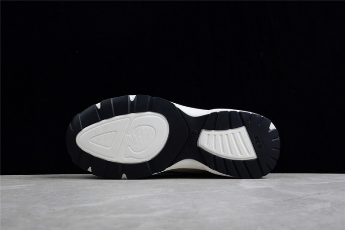 DR B30 TRAINER SNEAKER