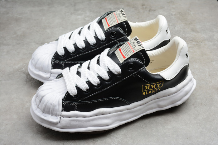 Ma*s*n mihara yasuhiro sneaker aofw701
